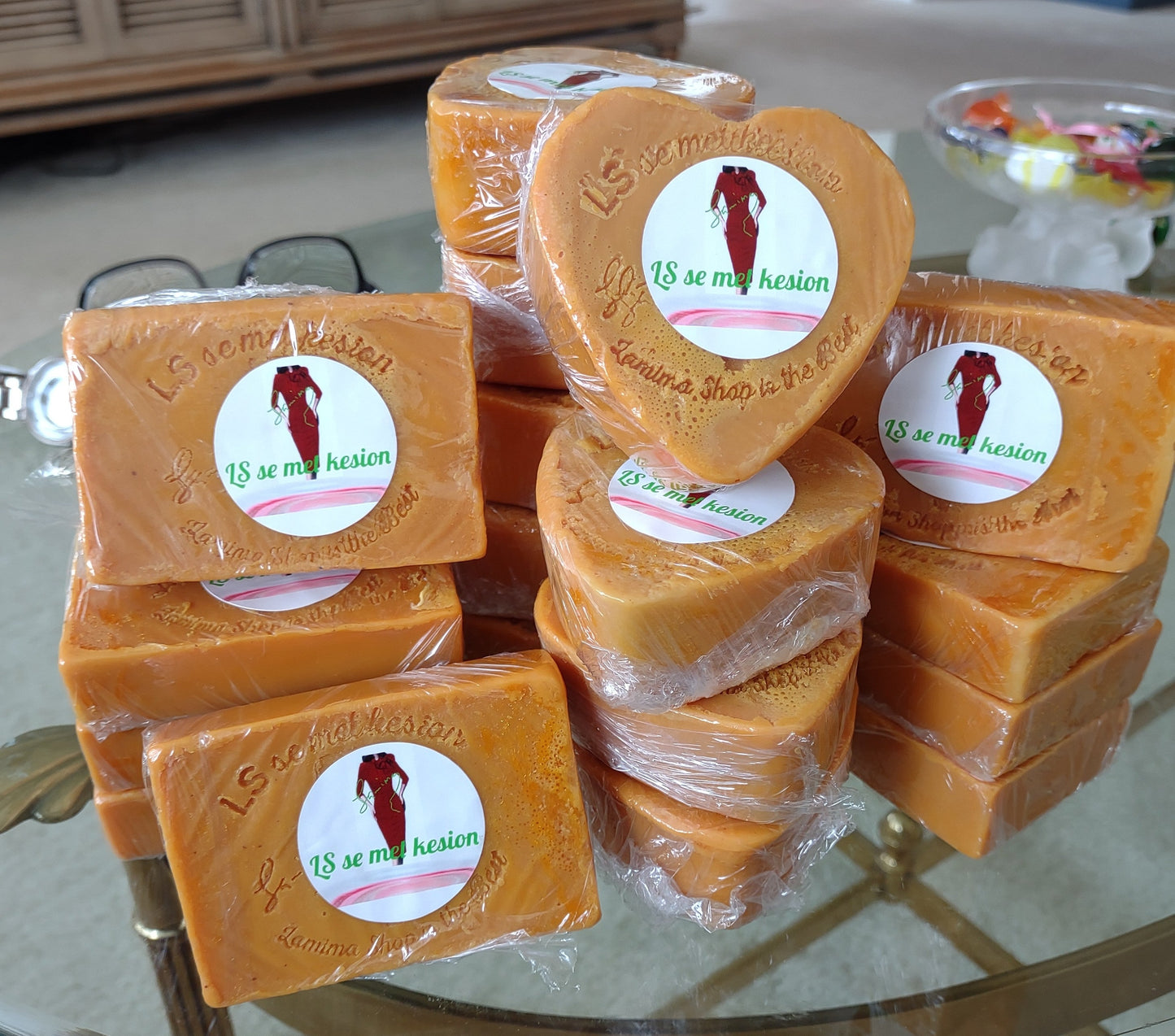 Handmade Organic Soap |Citron,Lemon |Verbena |Eucalyptus |Coconut |Oatmeal |Aloe |Green Argyle |Turmeric |Carrot etc...